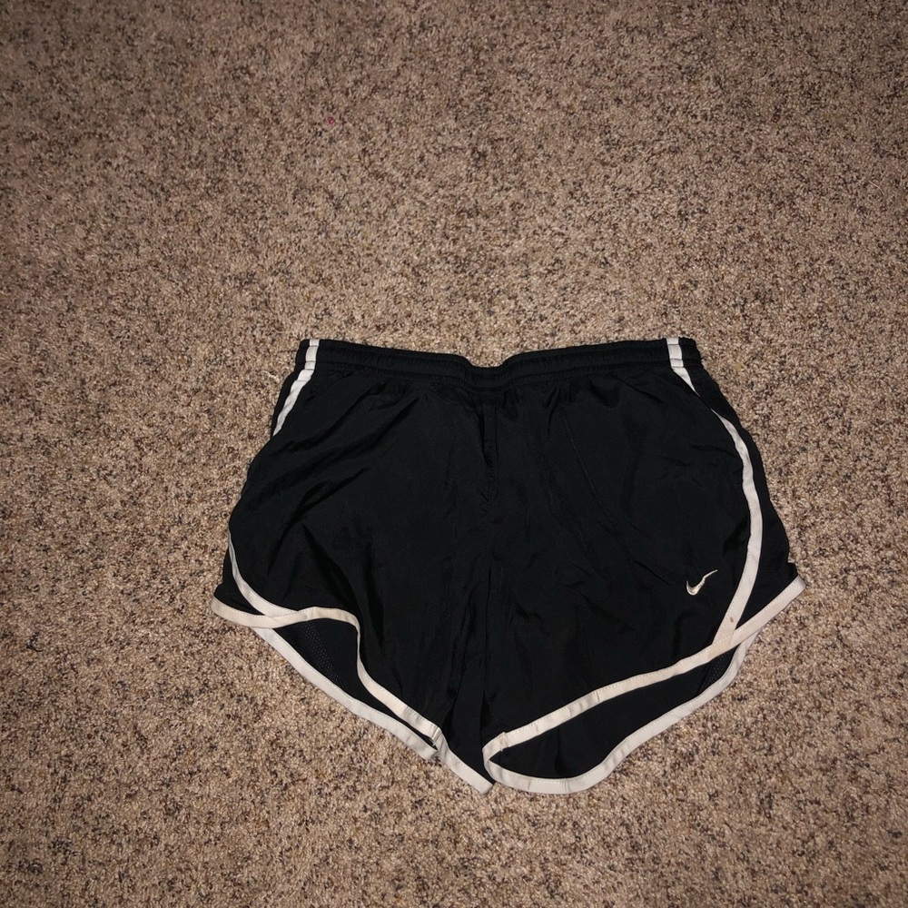 Black nike sport shorts